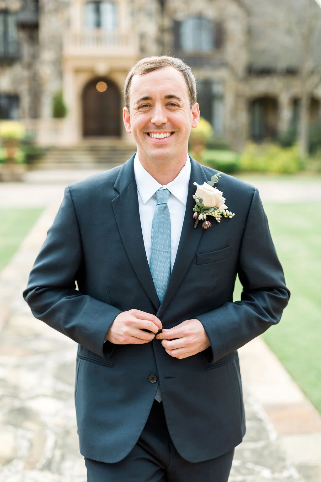 Lucy&ColtonWedding_RusticWhite_110.jpg