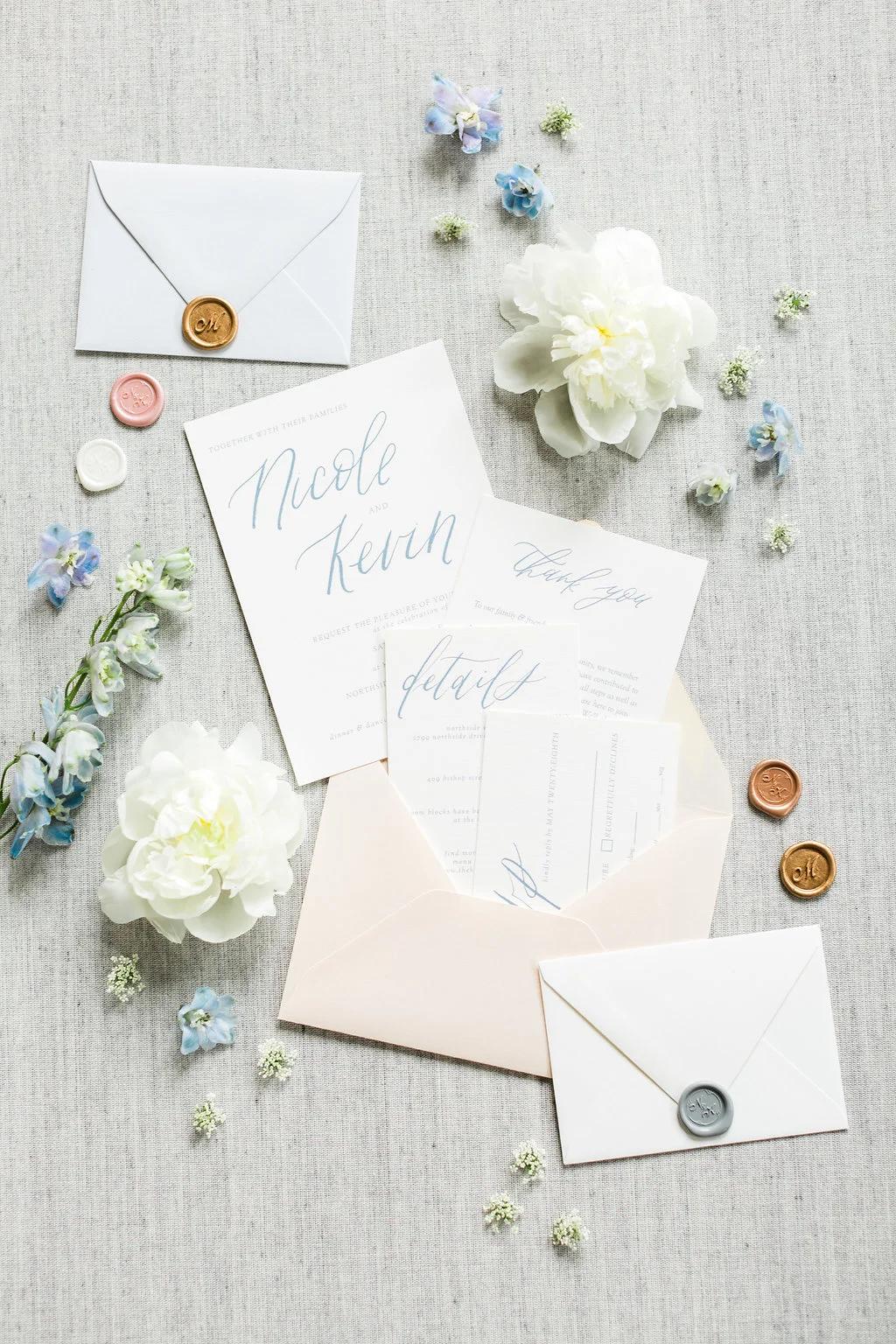 NicoleandKevinWedding_RusticWhite_009.jpg