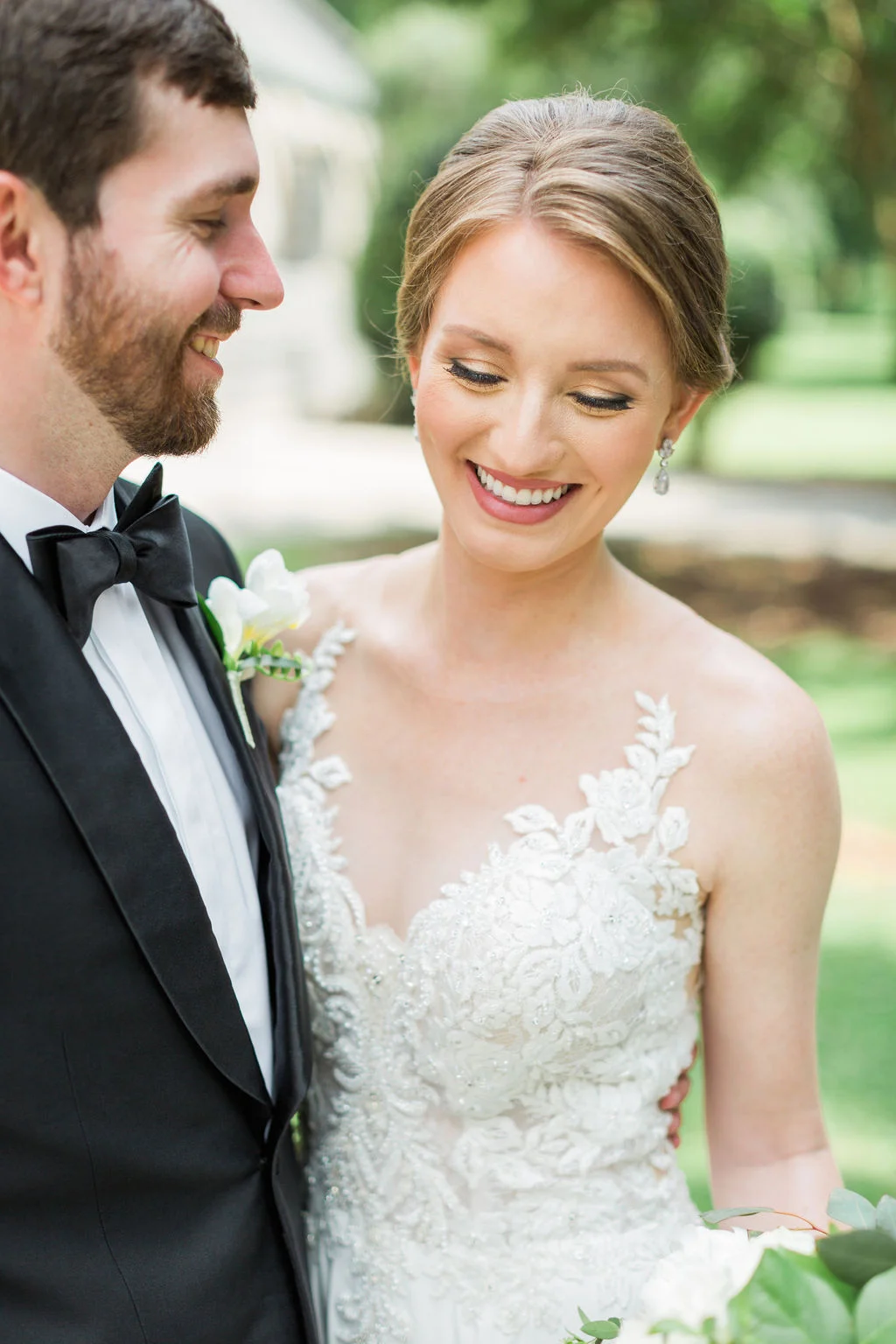 Hayley&JeffWedding_RusticWhite_109.jpg