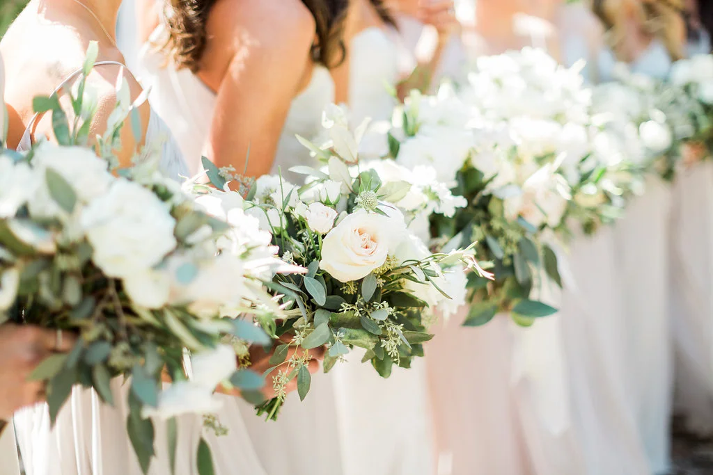 Allie&ElliottWedding_RusticWhite_077.jpg