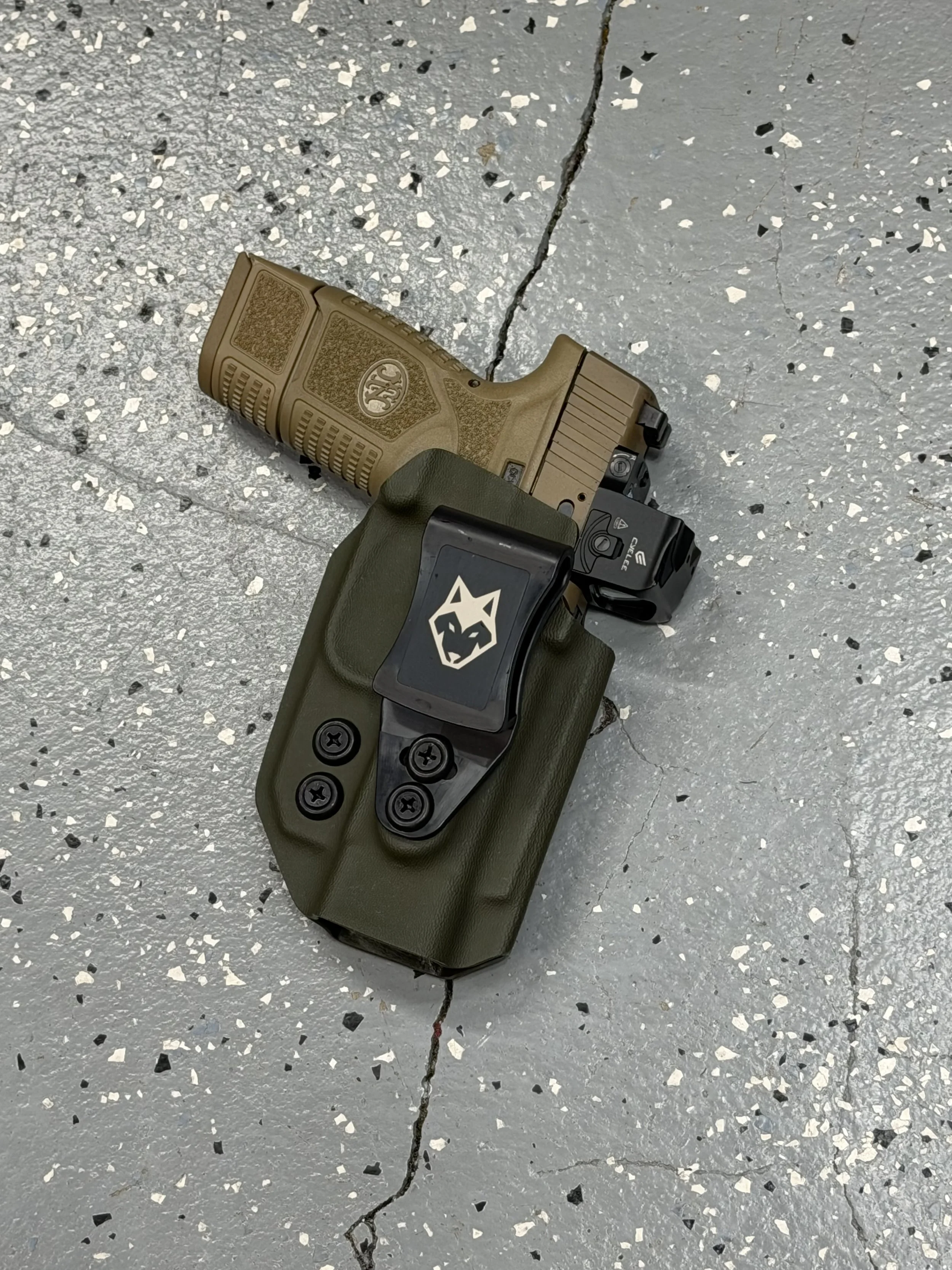 the Kito Tuck IWB