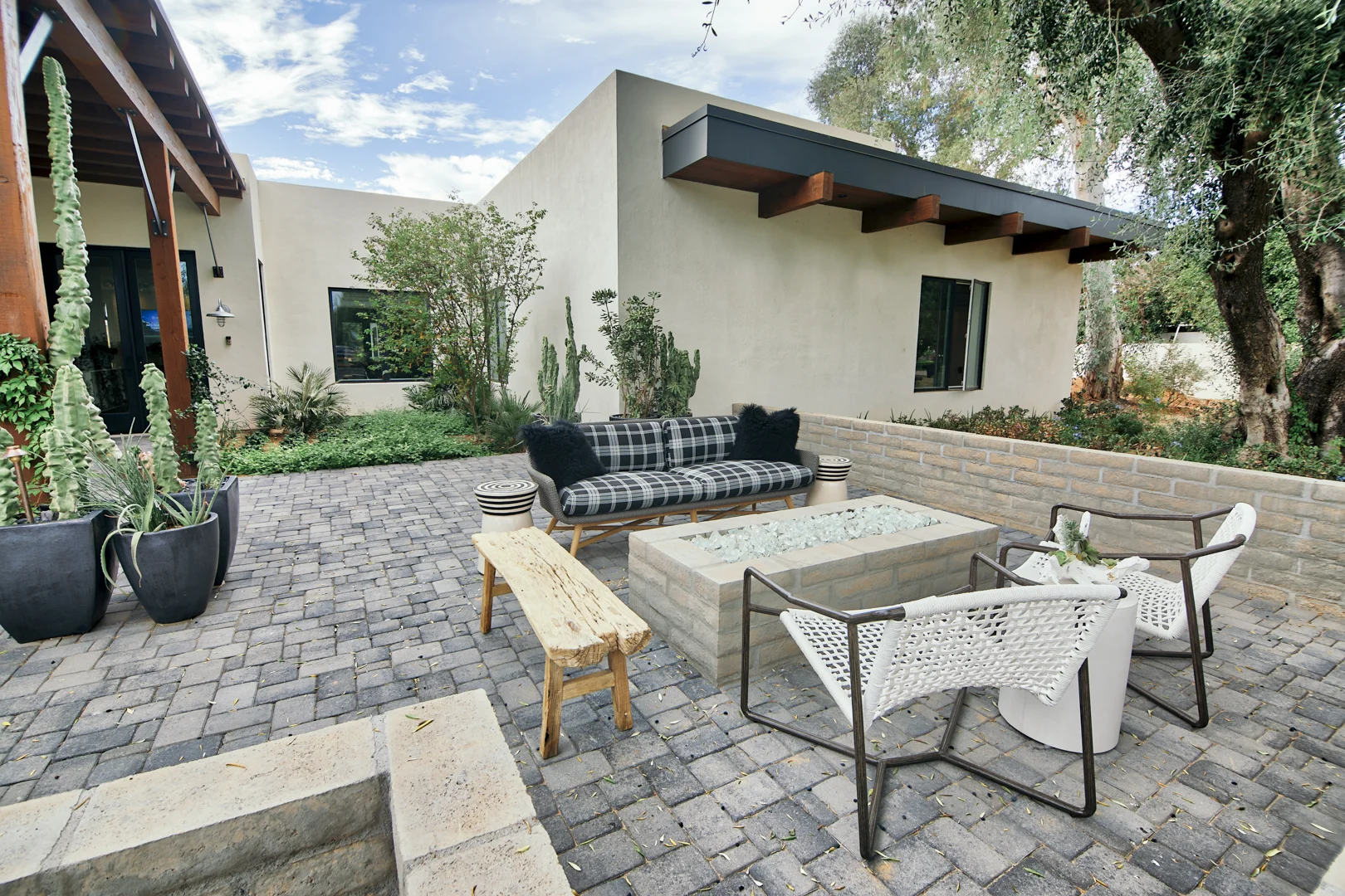 Bungalow Furniture & Accessories - Scottsdale, AZ - Patio