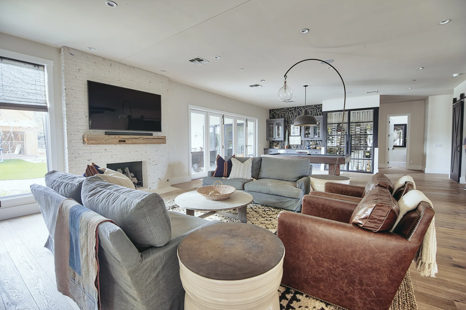 Bungalow Furniture & Accessories - Scottsdale, AZ - Living Room