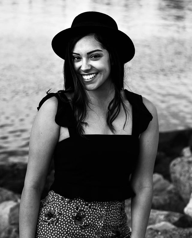 All smiles. With @itsliiiiz 
#blackandwhiteportrait #blackandwhitephotography #portraitphotography #portraitphotographer #portrait #photographer #phonephotography #longbeach #canonusa #rogueflashbender