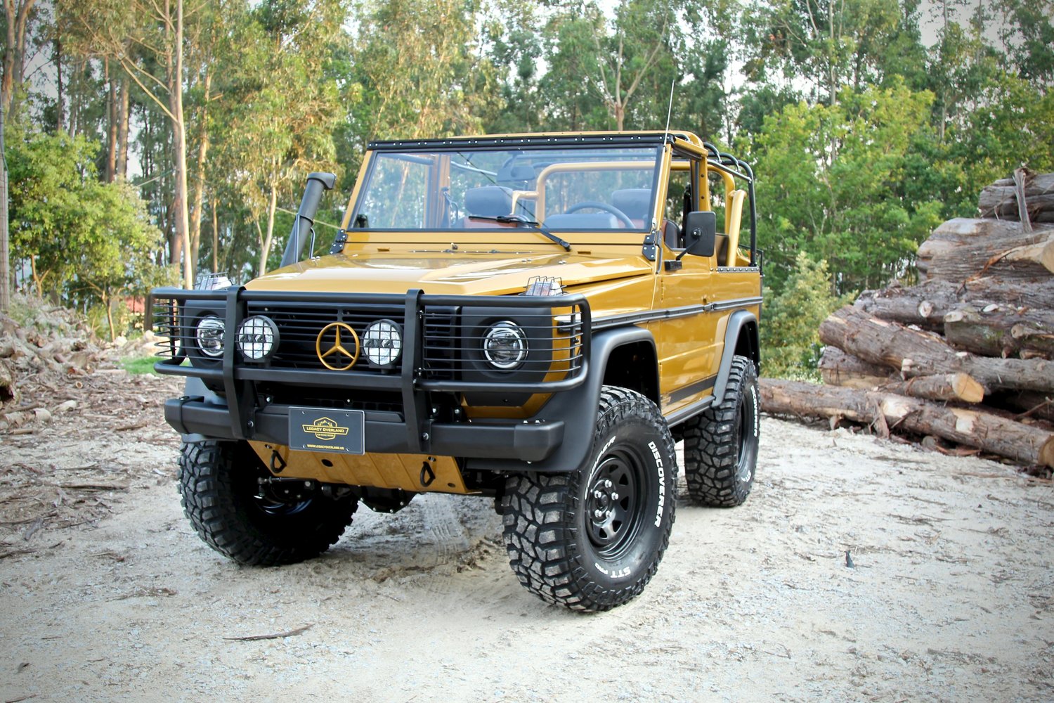 Mercedes-Benz G-class “Wolf” soft top