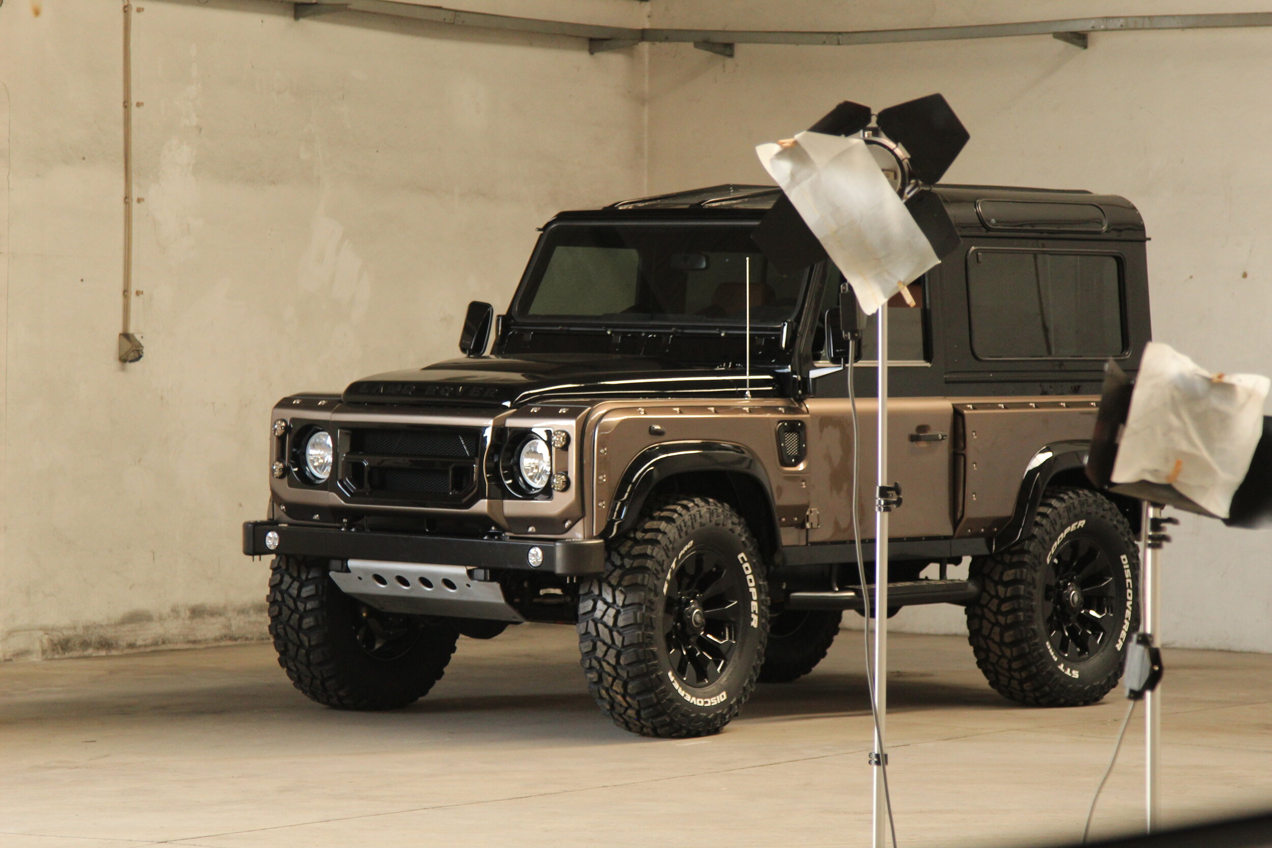 Defender V8 90 “Urban Edition”