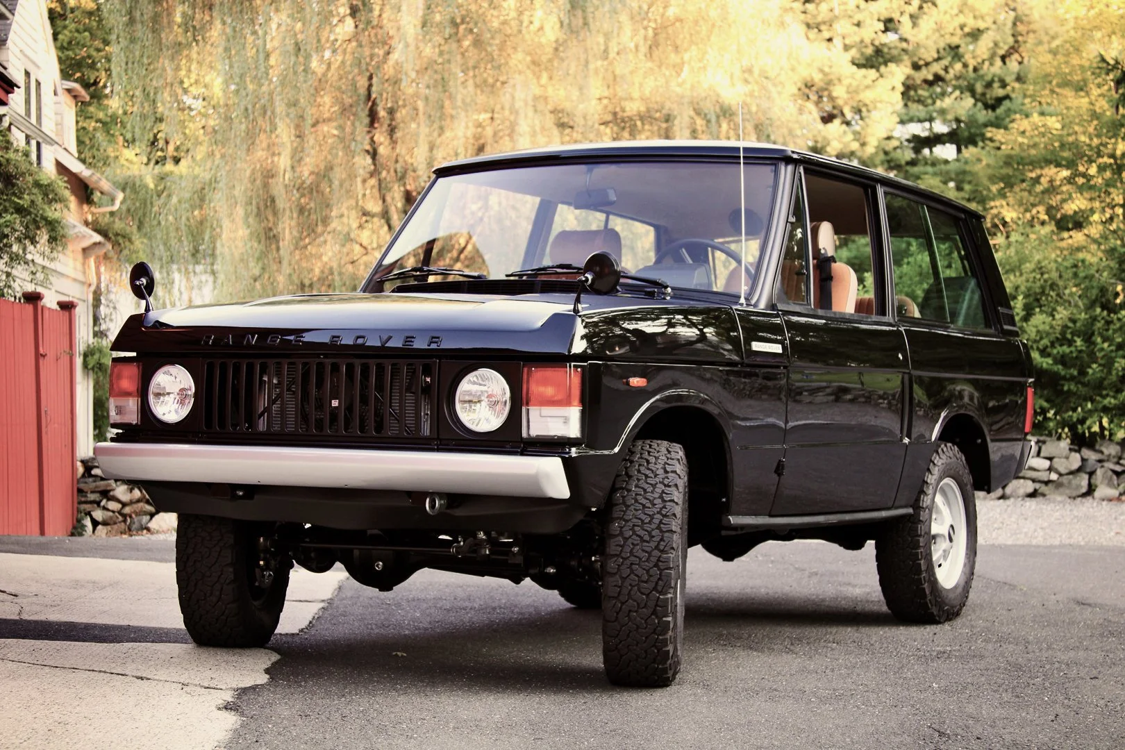 Range Rover Classic Engine Swaps: Why LS3 Engines are a Popular Choice and Other Options to Consider