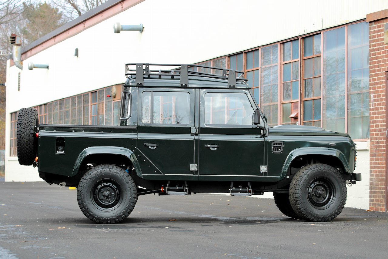 Our restored Land Rover Defender 110 Crew Cab boasts an LS3 engine, ready to extend your adventures to new horizons.

#landrover #defender #d110 #crewcab #truck #LS3 #custom #restoration #handcrafted #classiccar #landy #bespoke #urban #legacyoverland