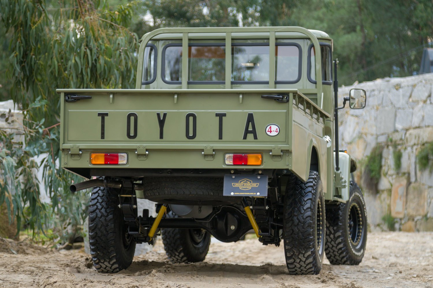 Our meticulously restored 1978 Toyota Land Cruiser HJ-45, primed for an adventurous Sunday drive.

#toyota #landcruiser #tlc #landy #truck #bespoke #custom #restoration #classiccar #offroader #urban #classic #adventure