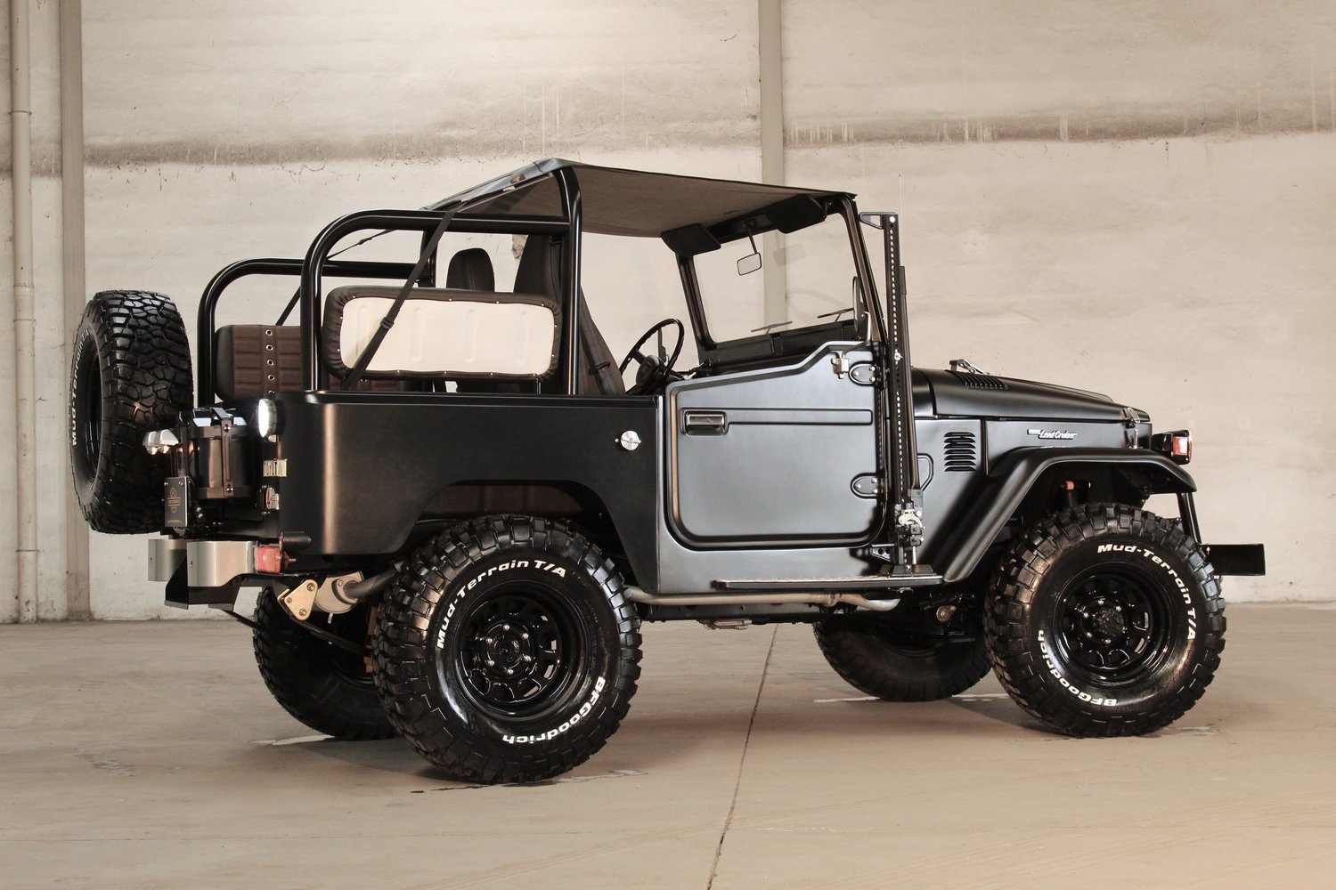 Departing from the beaten path, this 1985 Toyota Land Cruiser build is a custom-designed, aggressive build. Finished in matte black exterior with a simply spectacular interior, this Land Cruiser is a force to be reckoned with. 

#toyota #landcruiser 