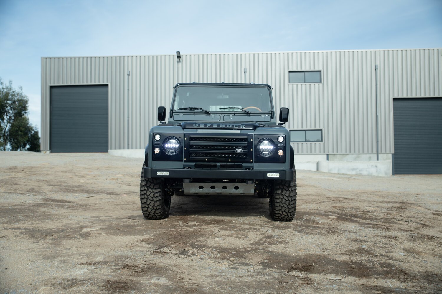 Witness our restored Defender 110, now equipped with a roaring V8 engine. Ready to conquer any terrain with unmatched strength.

#landrover #defender #d110 #defender110 #landroverdefender #4x4 #overland