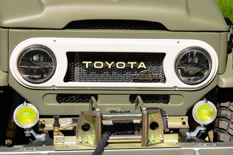 Toyota HJ45 Landcruiser Crew Cab - Matrix - Crème/British Racing Green - Édition Limitée