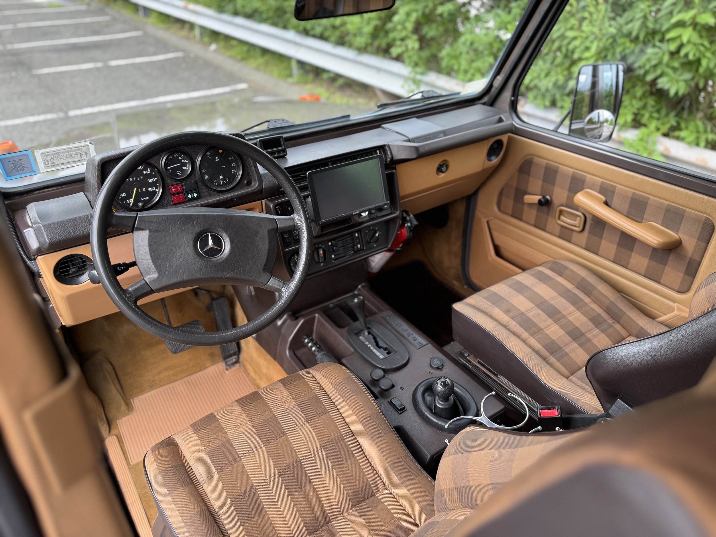 LegacyOverland_1986_Mercedes280GE_44.jpeg
