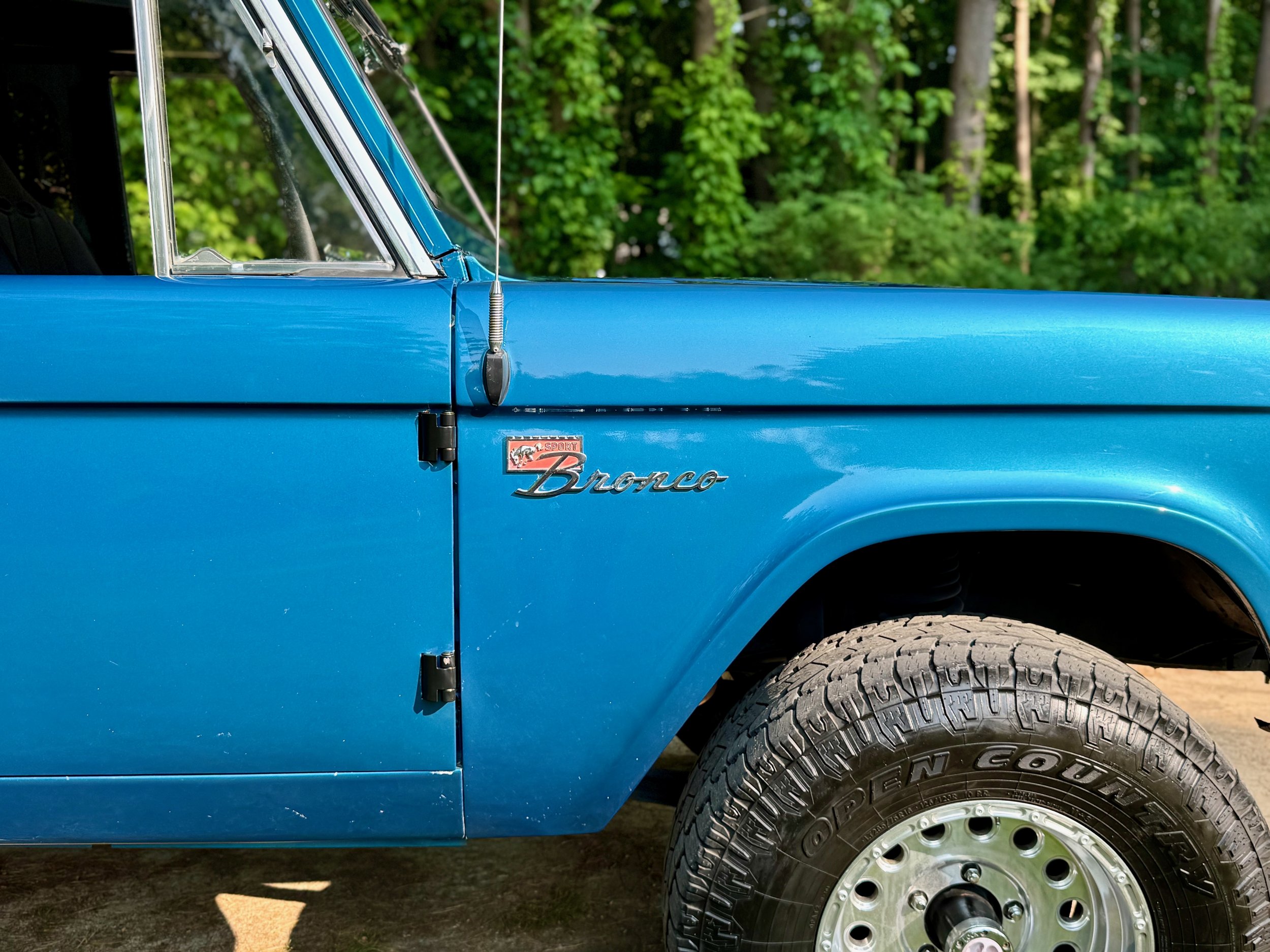 LegacyOverland_1977FordBronco_15.jpeg