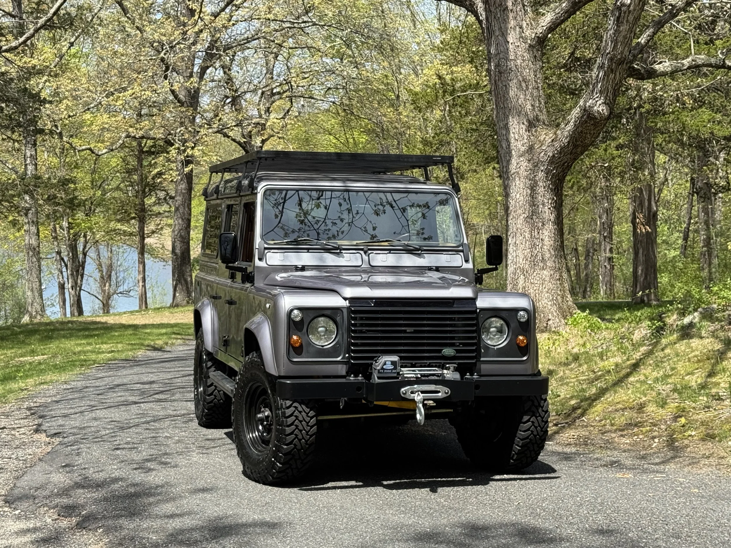 LegacyOverland_1986_LandRoverDefender110Cumins_Latorre_19.jpeg