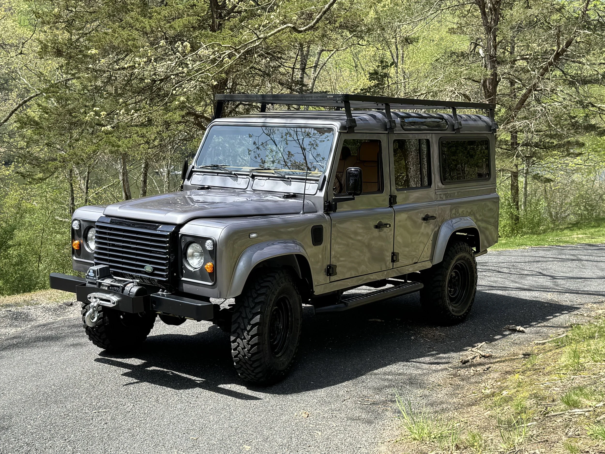 LegacyOverland_1986_LandRoverDefender110Cumins_Latorre_21.jpeg