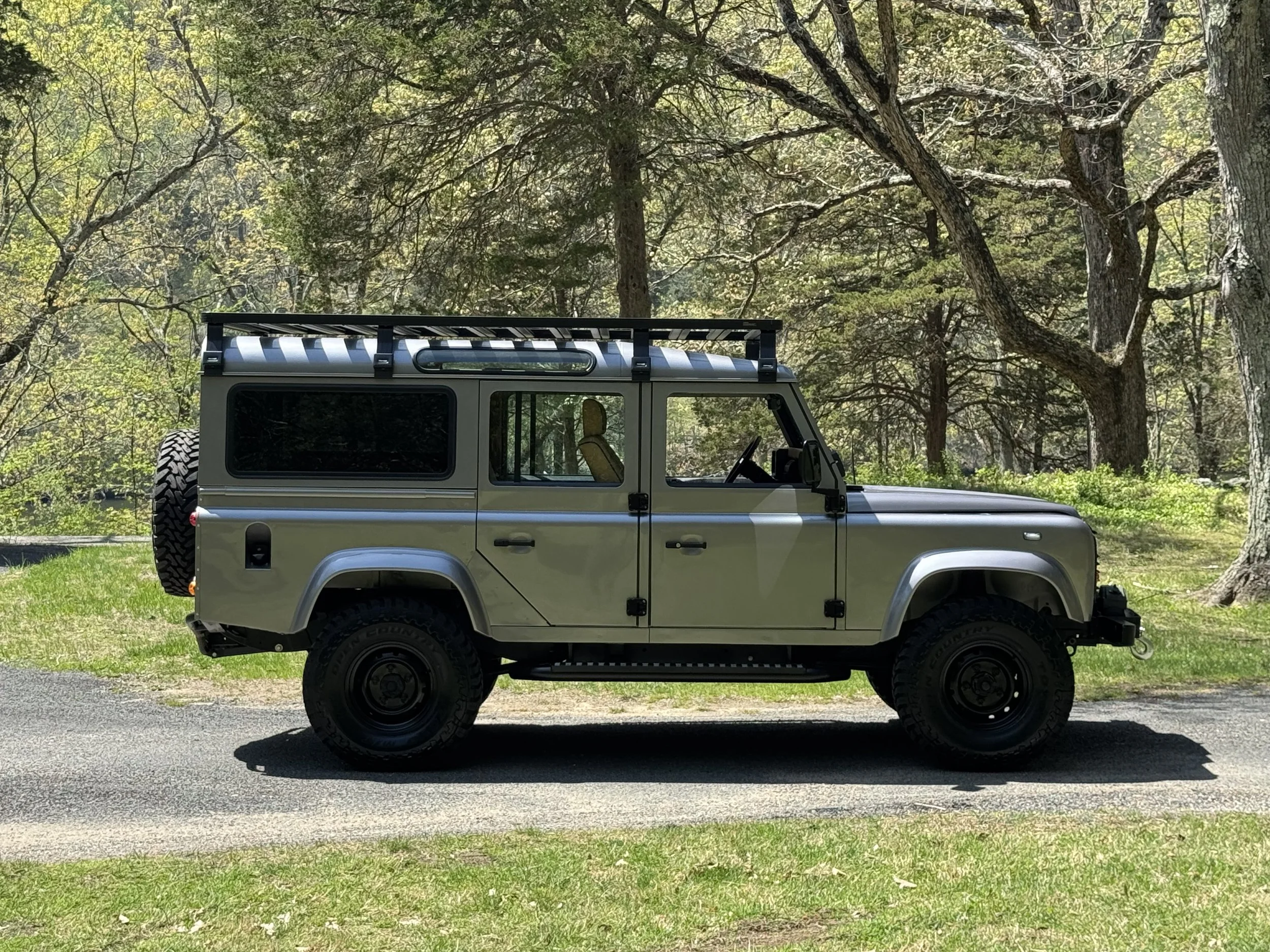 LegacyOverland_1986_LandRoverDefender110Cumins_Latorre_47.jpeg