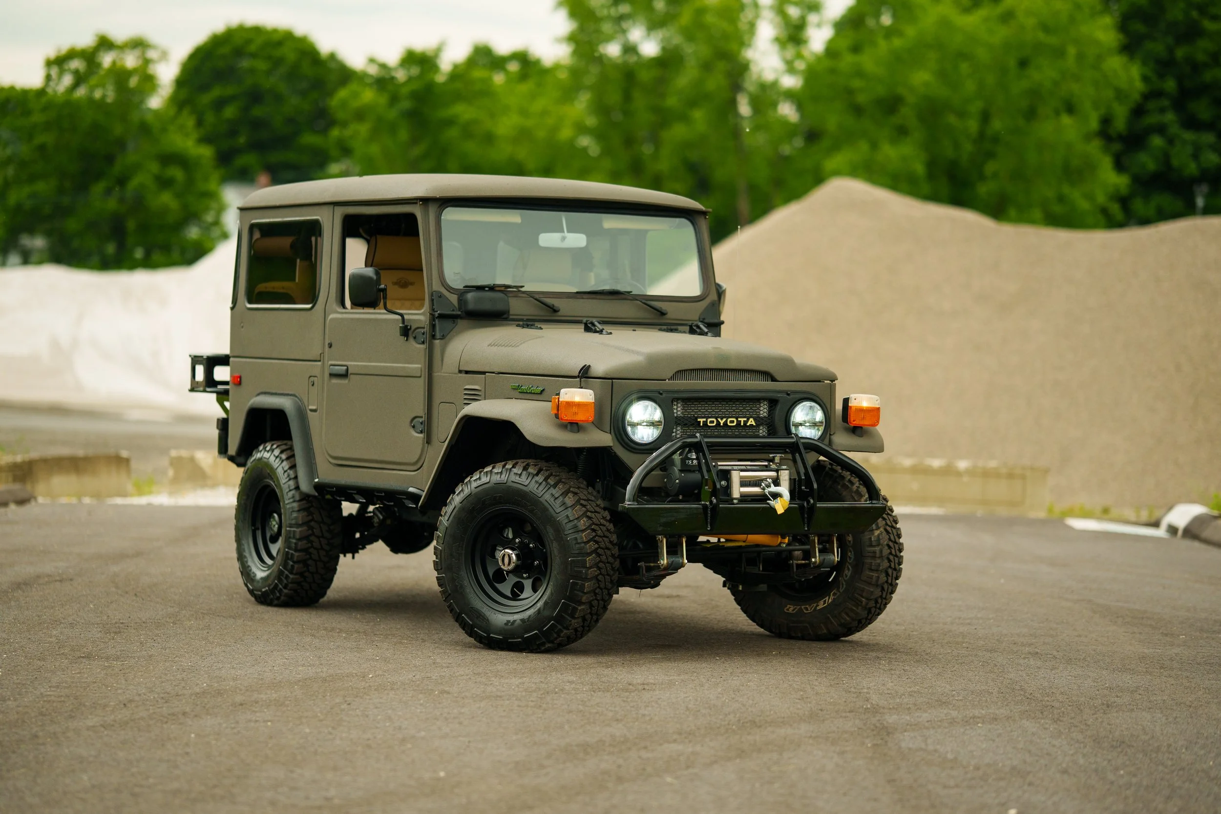 LegacyOverland_ToyotaFJ40V8_ProjectTexan_8.jpg
