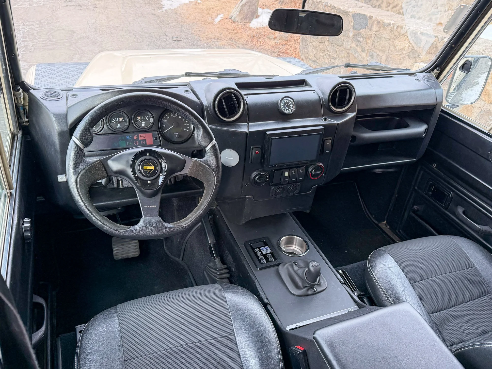 lo-nomad-97.jpg