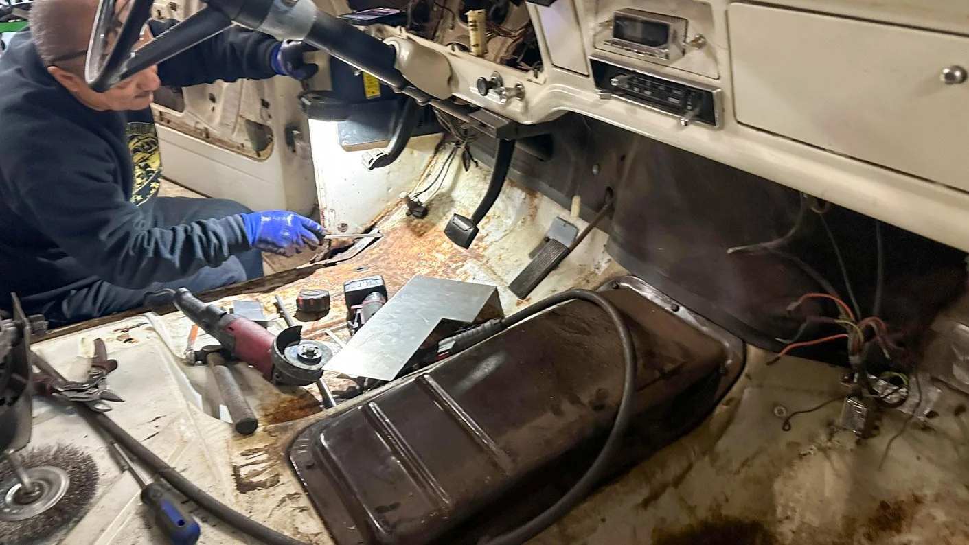LO-Canyon-Ford F250-87.jpg