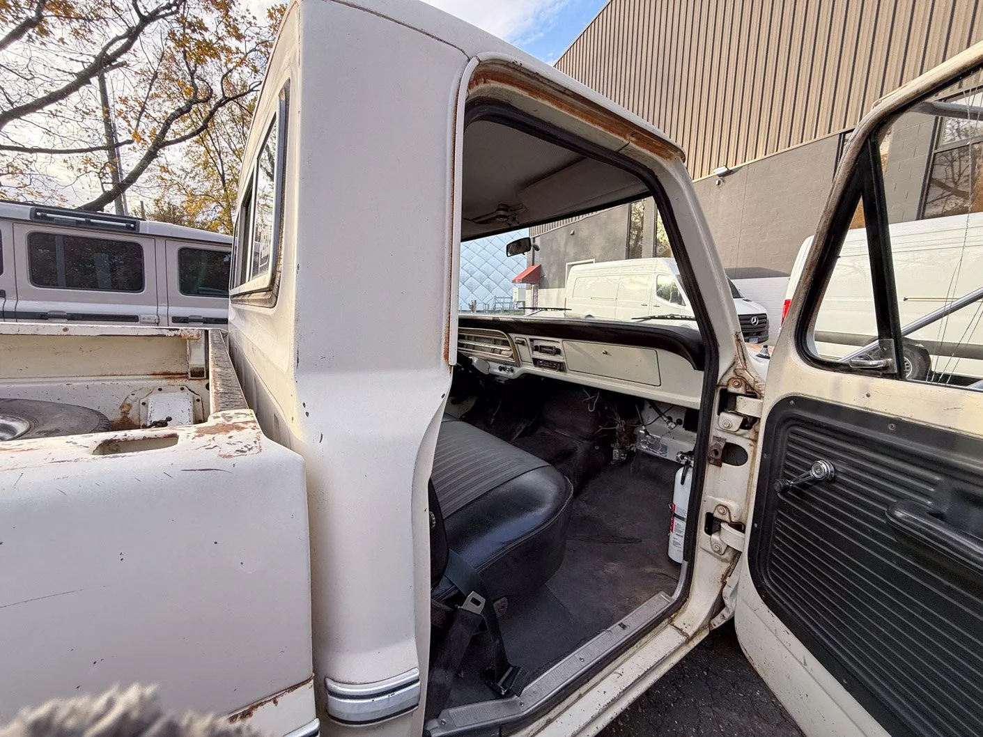 LO-Canyon-Ford F250-36.jpg