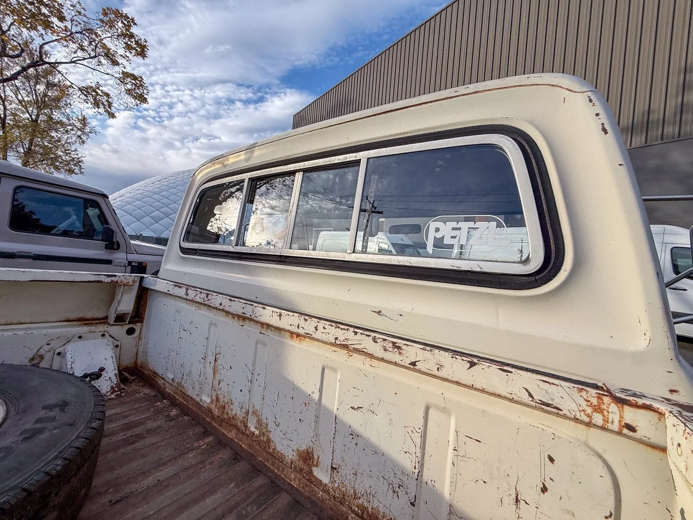 LO-Canyon-Ford F250-11.jpg