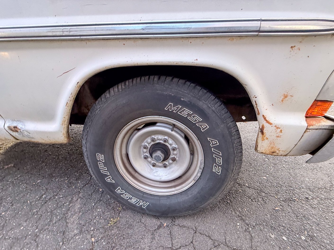LO-Canyon-Ford F250-4.jpg