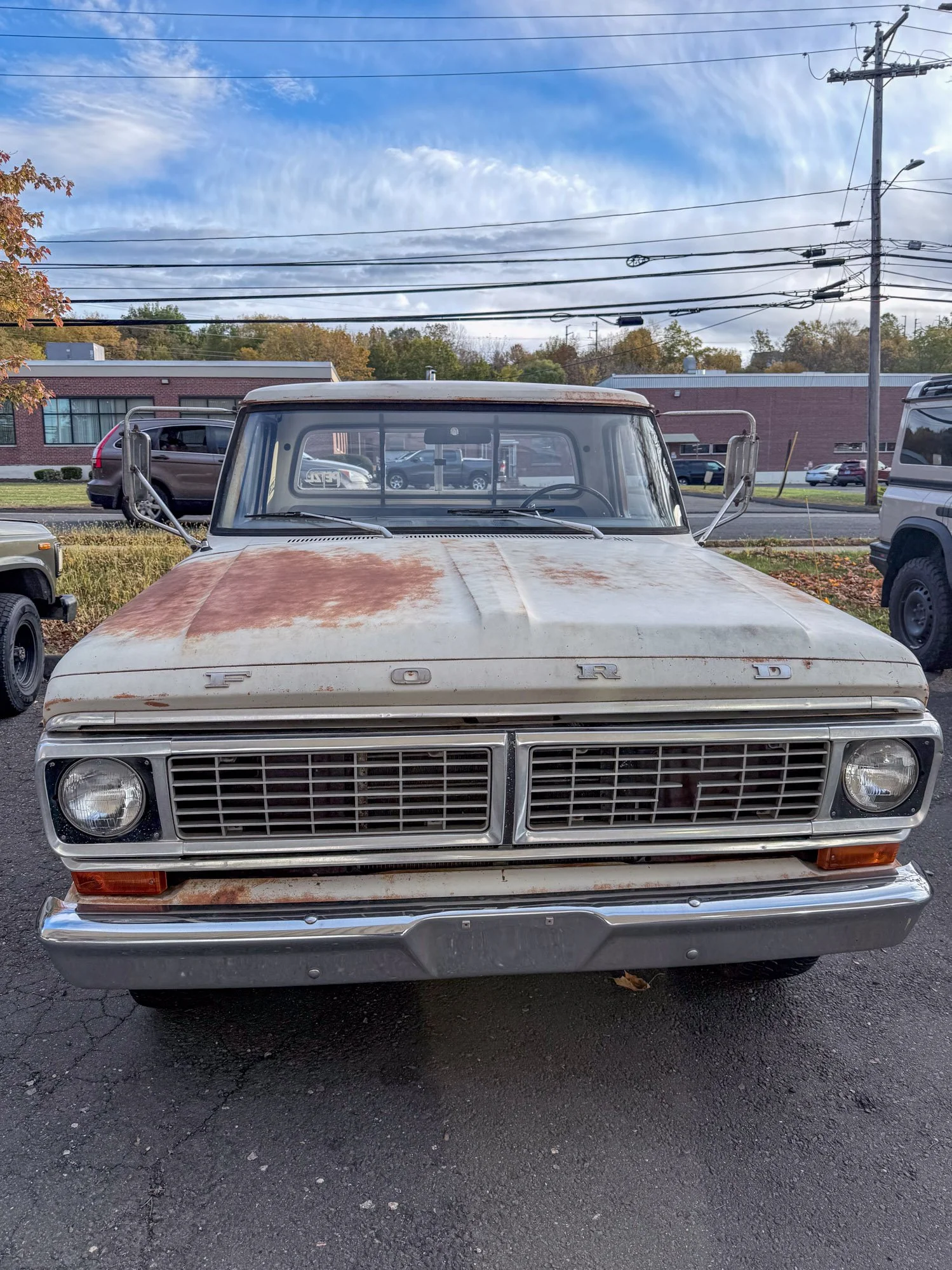 LO-Canyon-Ford F250-1.jpg