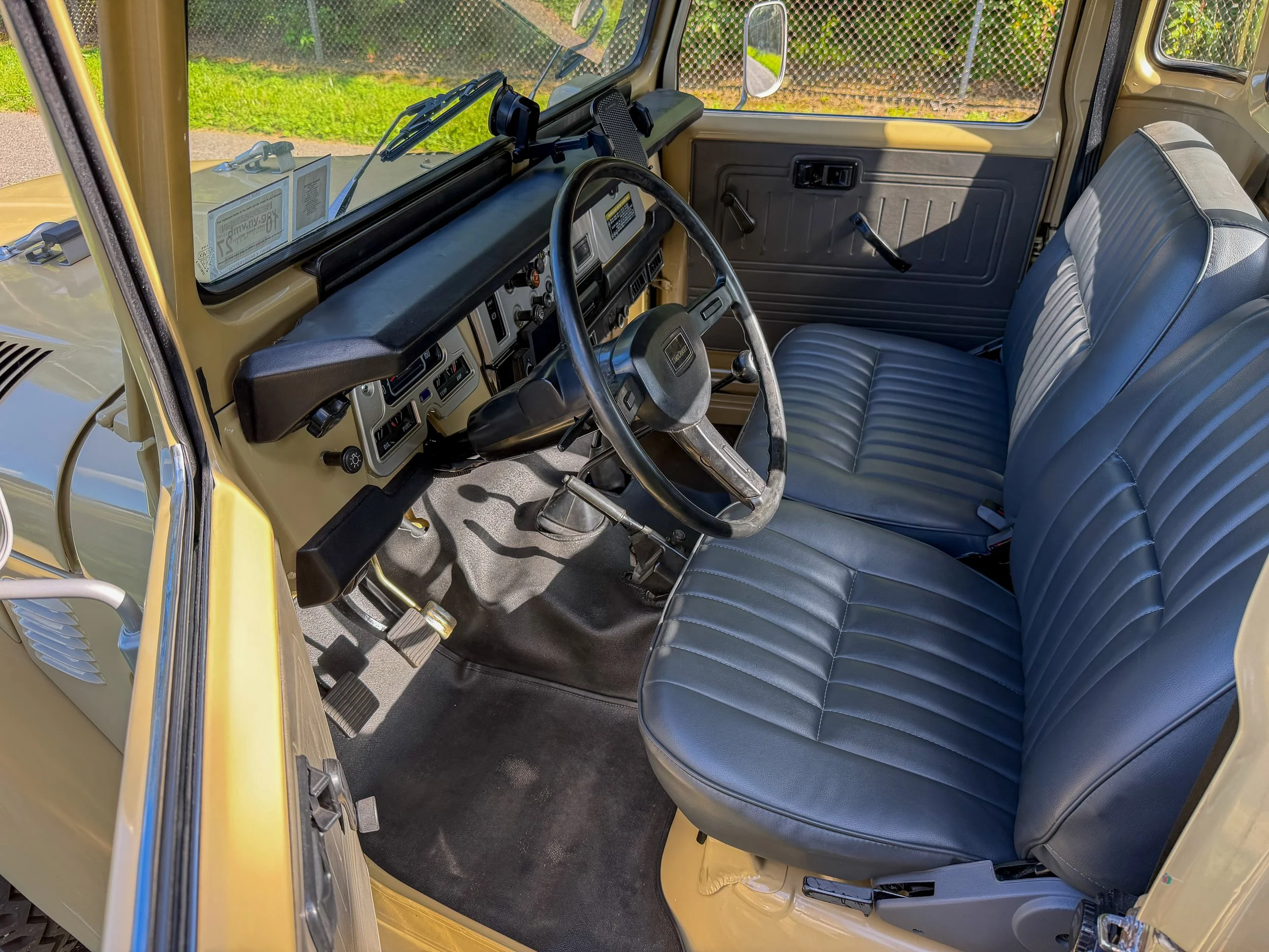 LO_Rocco_FJ45-_01.jpg