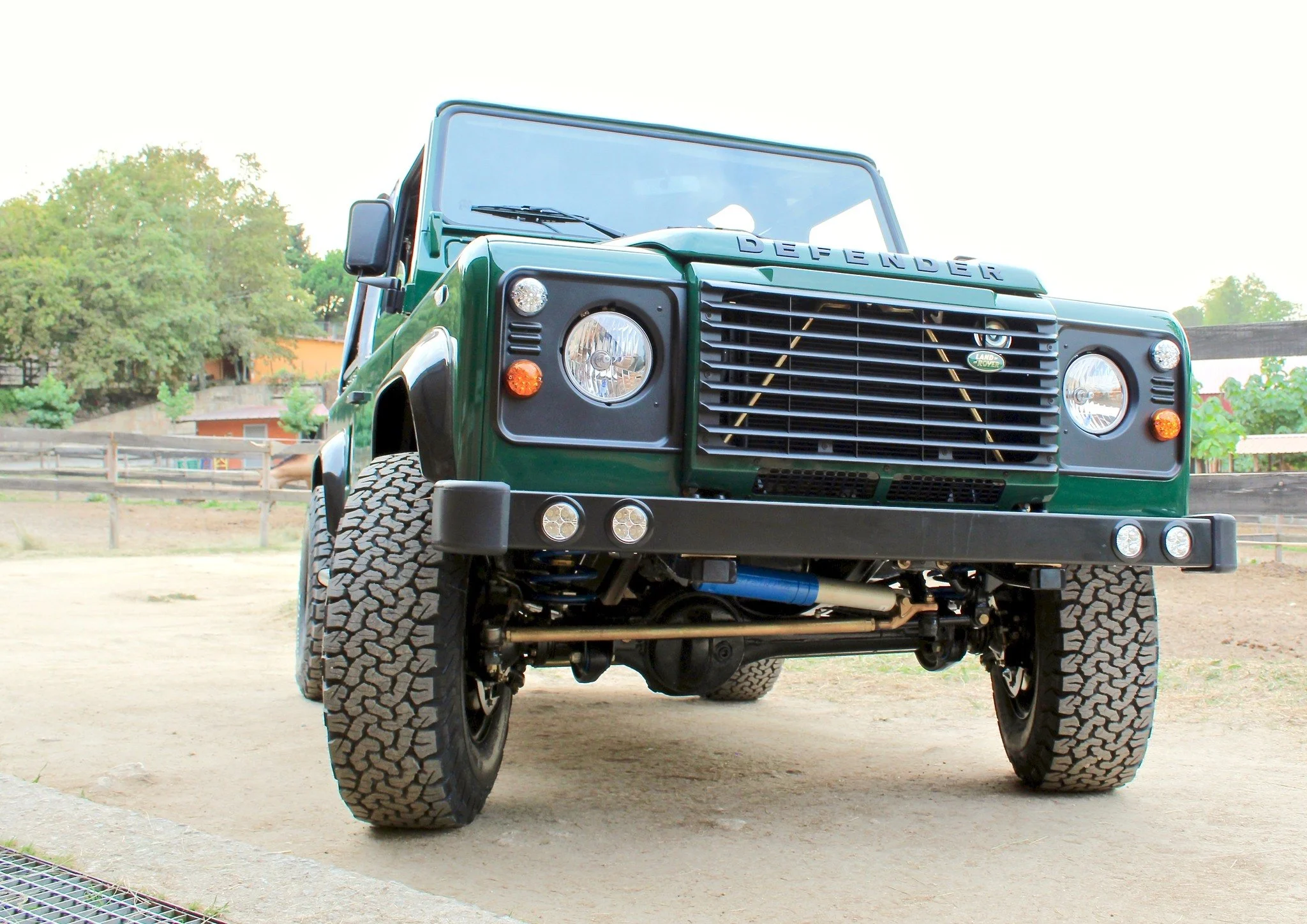 1988 Land Rover Defender 90 3.5L V8 | Project Denali

Project Denali brings timeless Defender character to life through a meticulous frame-off restoration. Finished in British Racing Green with a handcrafted gray mohair soft top, its 3.5L V8 and five