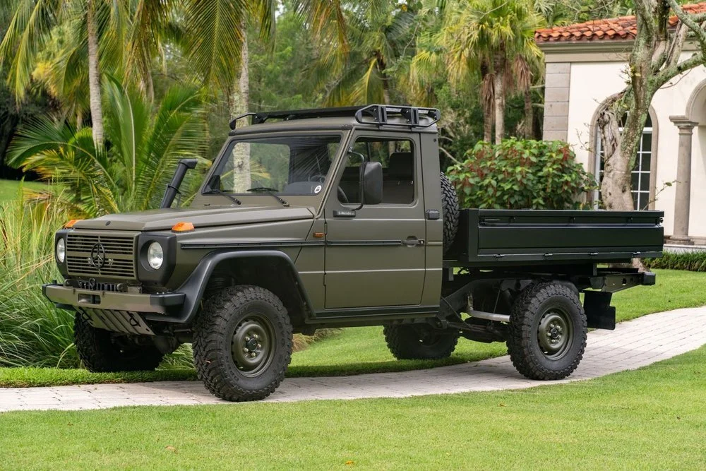 1994 Mercedes-Benz 290 GD Pickup | Project Claus

Timeless Utility. Enduring Character.

Meet Project Claus, a 1994 Mercedes-Benz 290 GD Pickup that captures the unmistakable spirit of the legendary G-Class. With its iconic boxy silhouette, rugged co