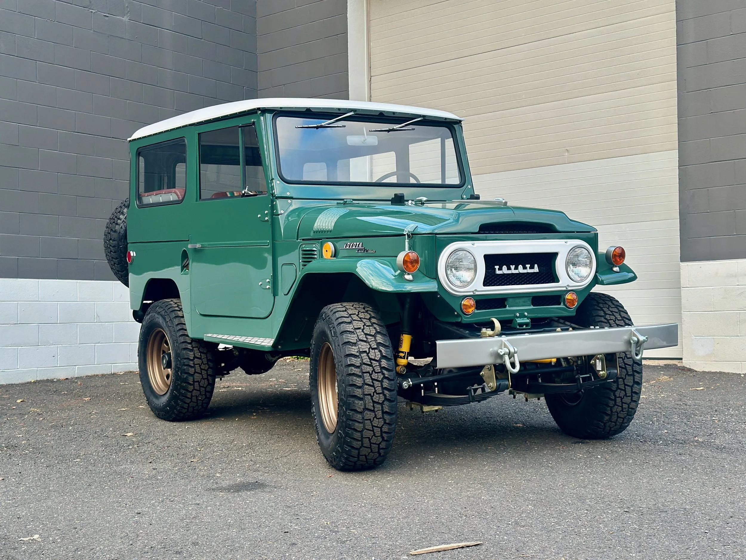 LegacyOverland_1969ToyotaLandCruiserFJ40_ProjectWayfaring_6.jpeg