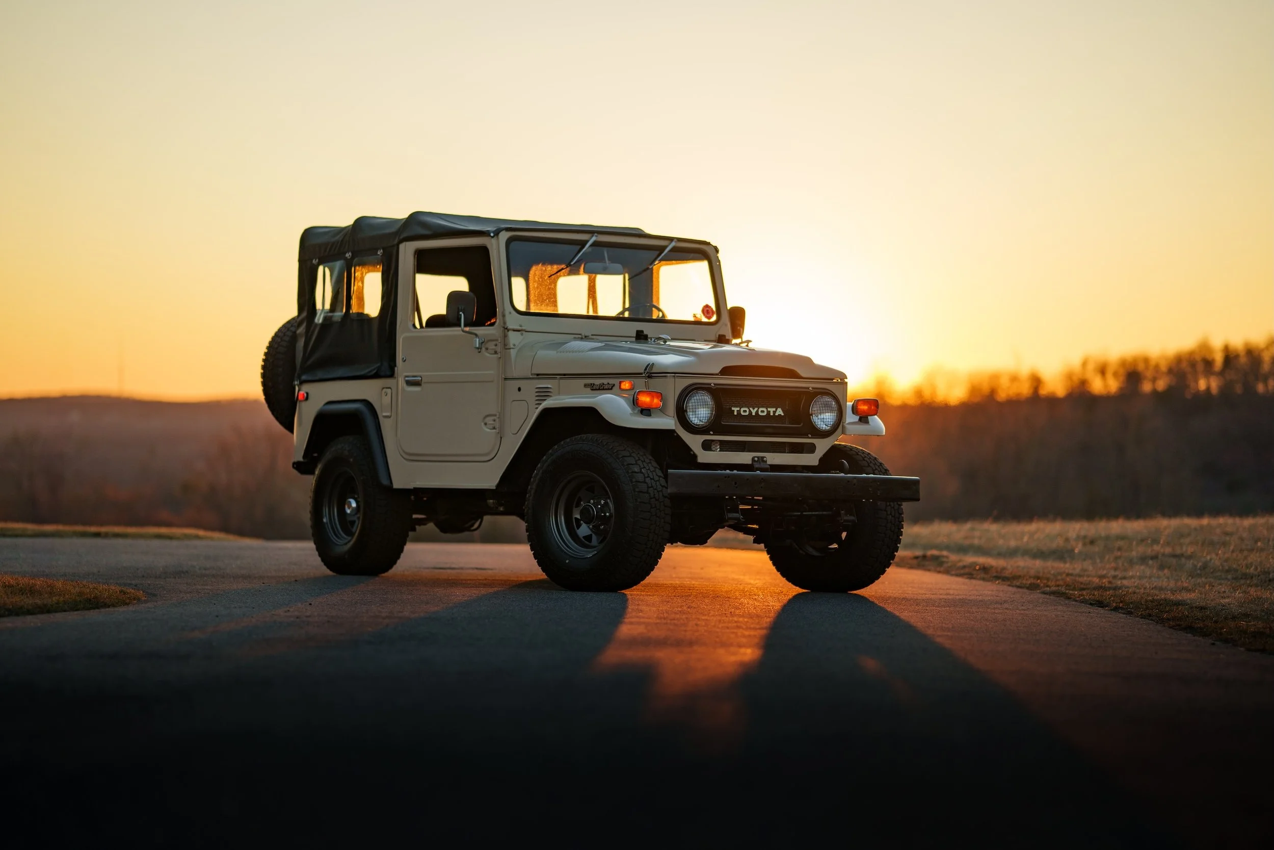 LegacyOverland_1974ToyotaFJ40V8_ProjectBeast_2.jpg