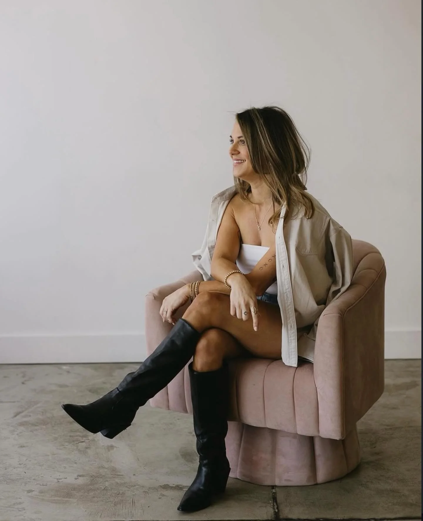 Happy Birthday to our Boss babe!! we are so grateful to work under someone who leads with both strength and heart. You make the salon feel like more than just a workplace, you&rsquo;ve created something that inspires, uplifts, and pushes all of us to