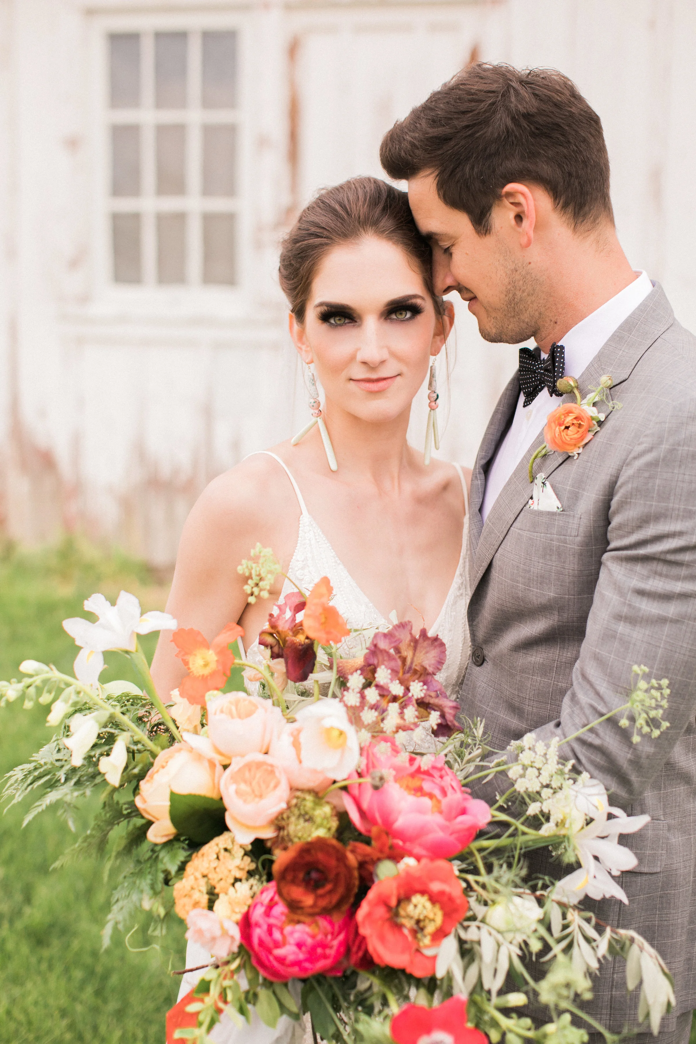 WhiteBarnStyledShoot-220.jpg