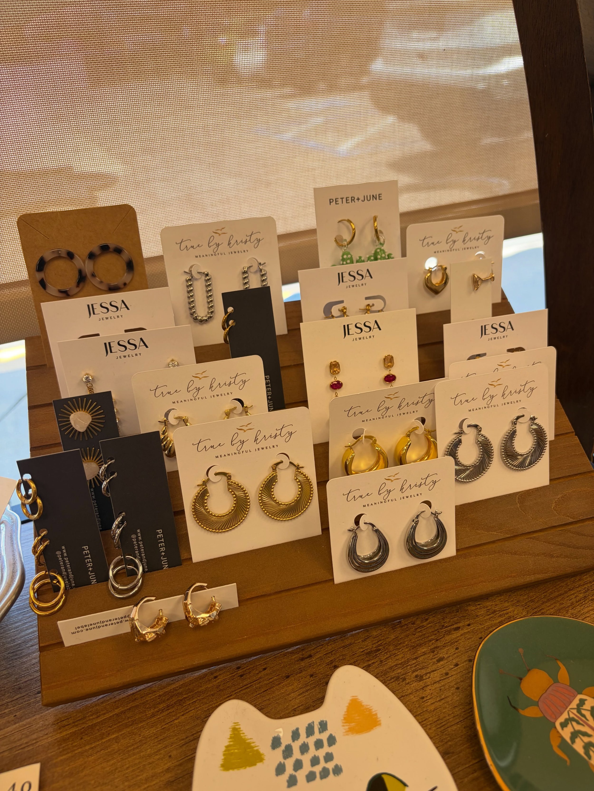 We have so much jewelry in that is just perfect for the summer!!! Stop by 7 days a week to shop the apothecary☀️

#sandiego #lamesa #sandiegoboutique #sandiegosalon #lamesasalon