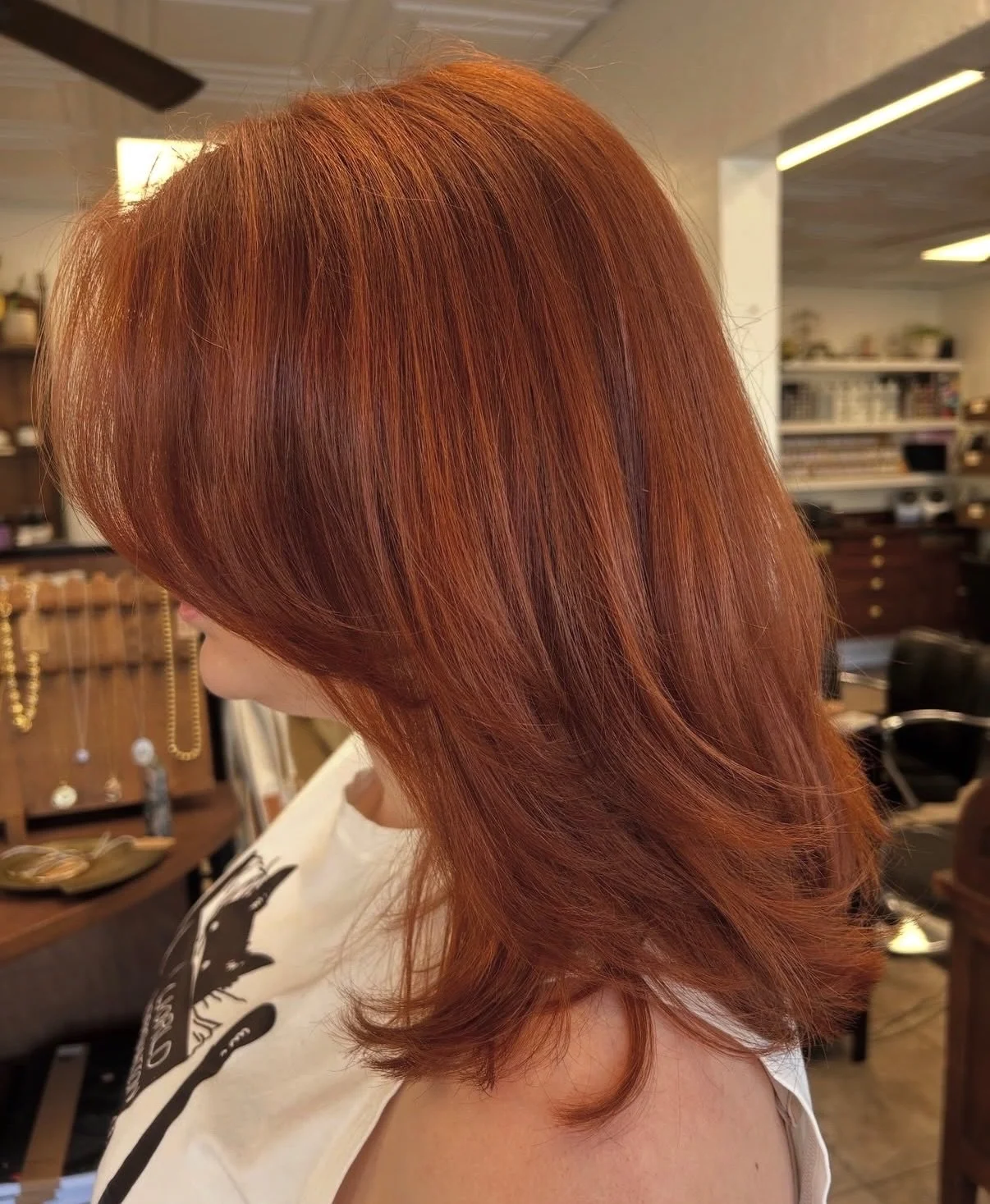 Fall is here and we have all of the color inspo for you from our amazing stylists here at Scisters. Book an appointment now through the link in our bio or give us a call🍂

#sandiegohairsalon #lamesahairstylist #sandiegohairstylist #fallhair #sandieg