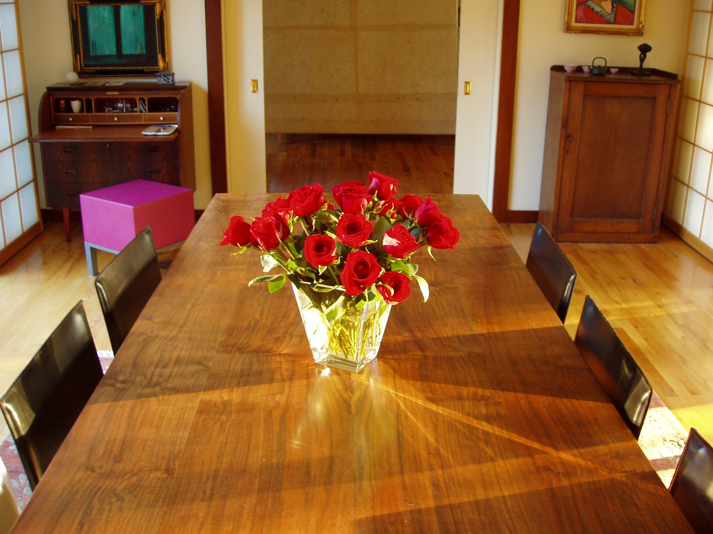 Dining table 2.JPG