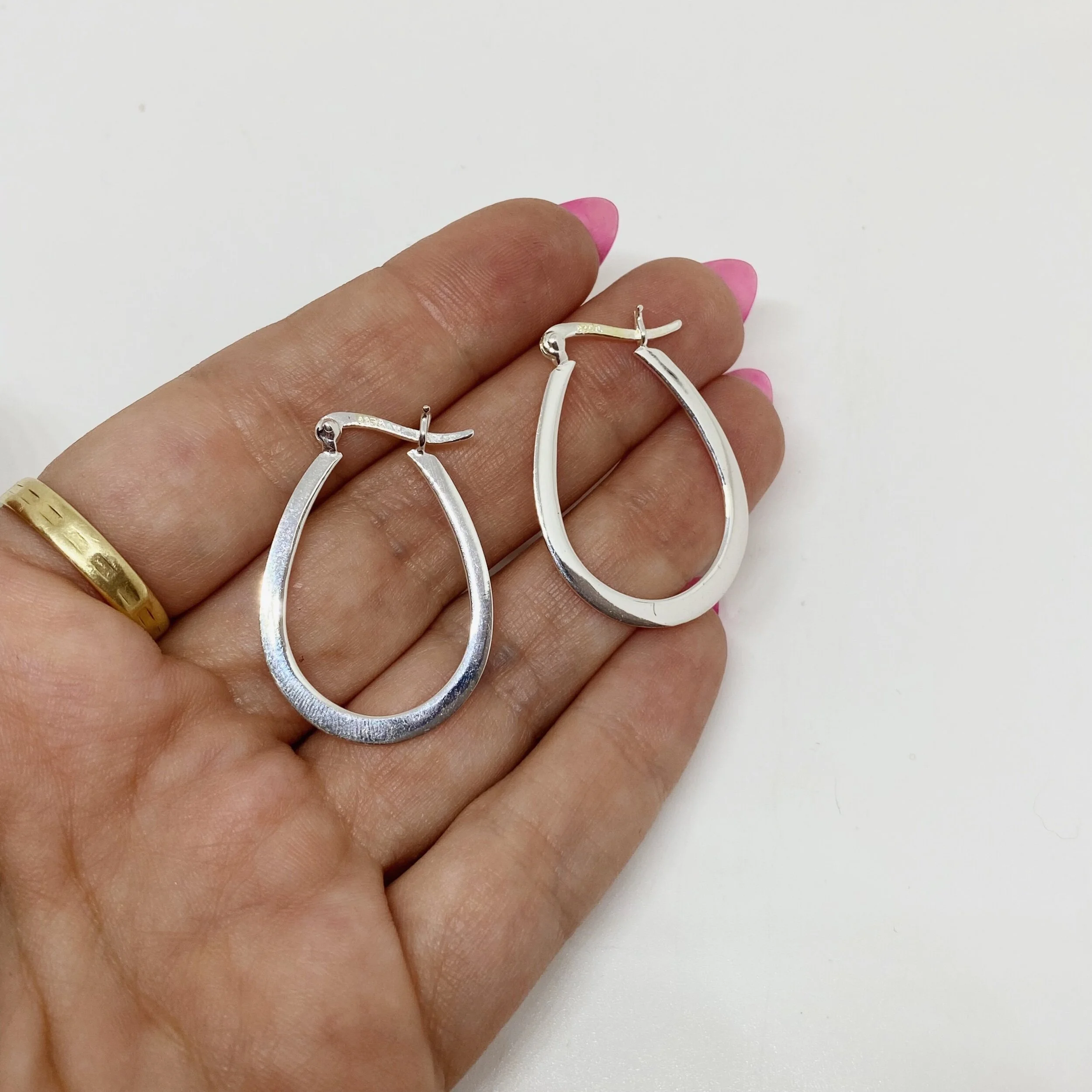 A3D2656A-92FB-4DD2-806D-FDF51964F40E