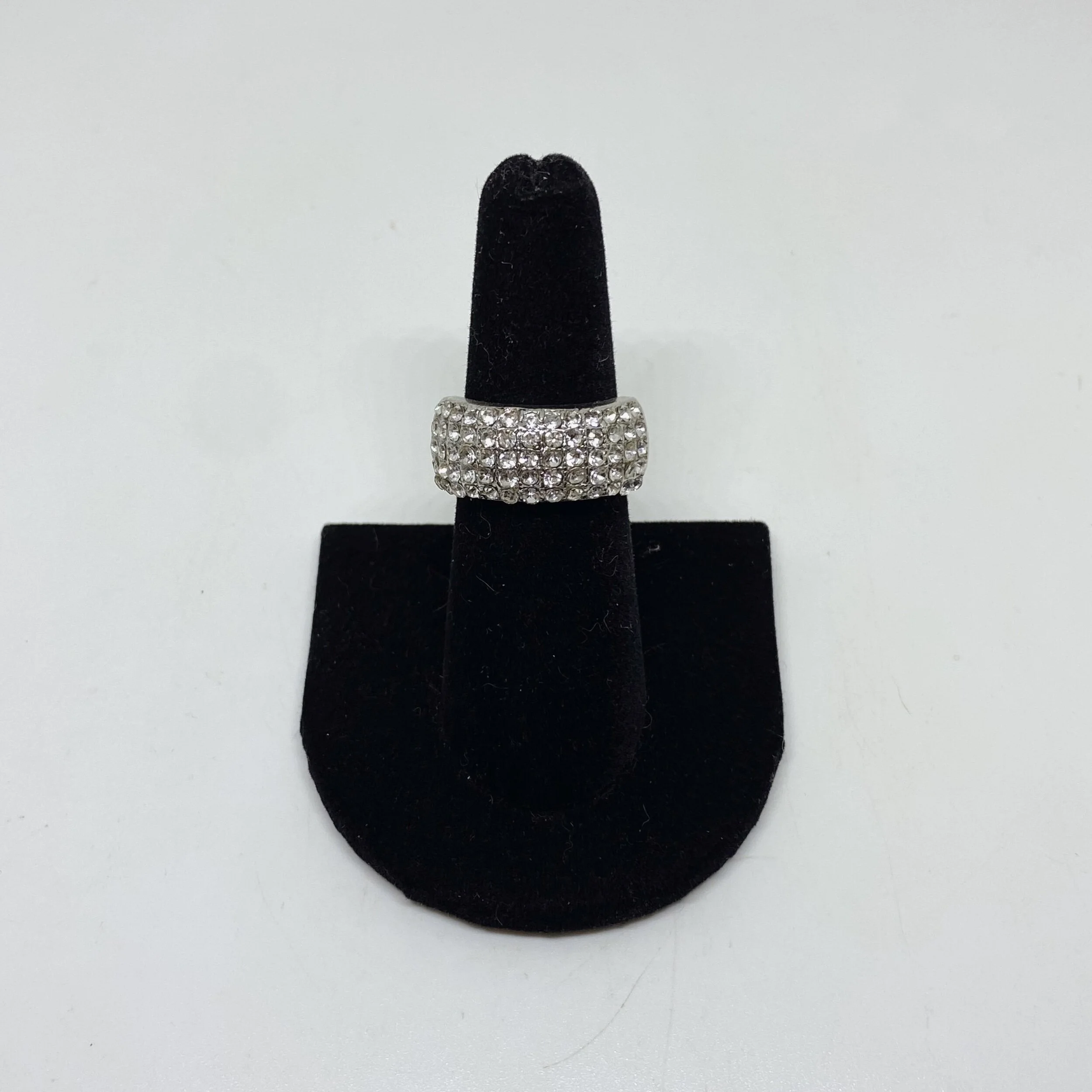 F6379ED3-55CD-44F5-9785-73593D211166