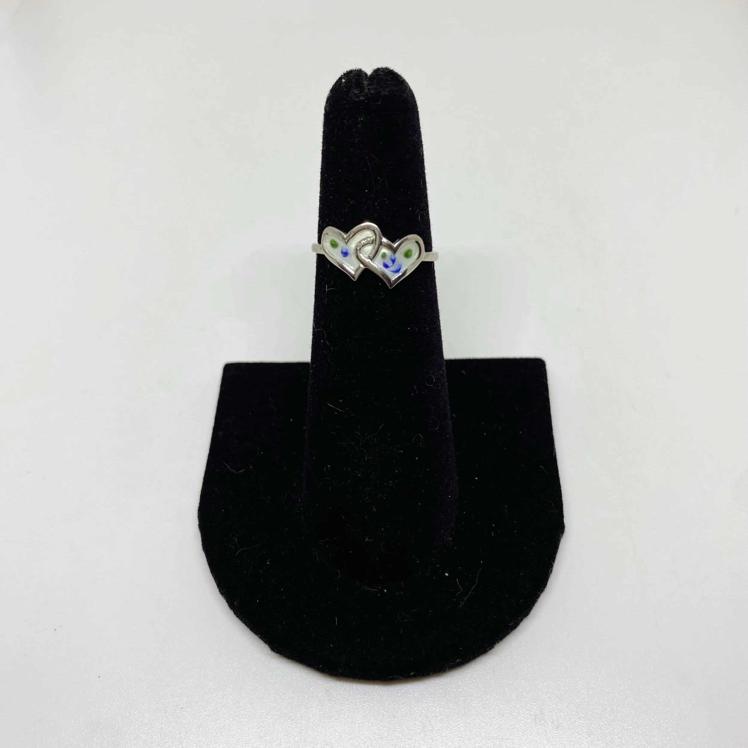 3DFD1B06-10E9-4EE3-BC29-56F8A4120697