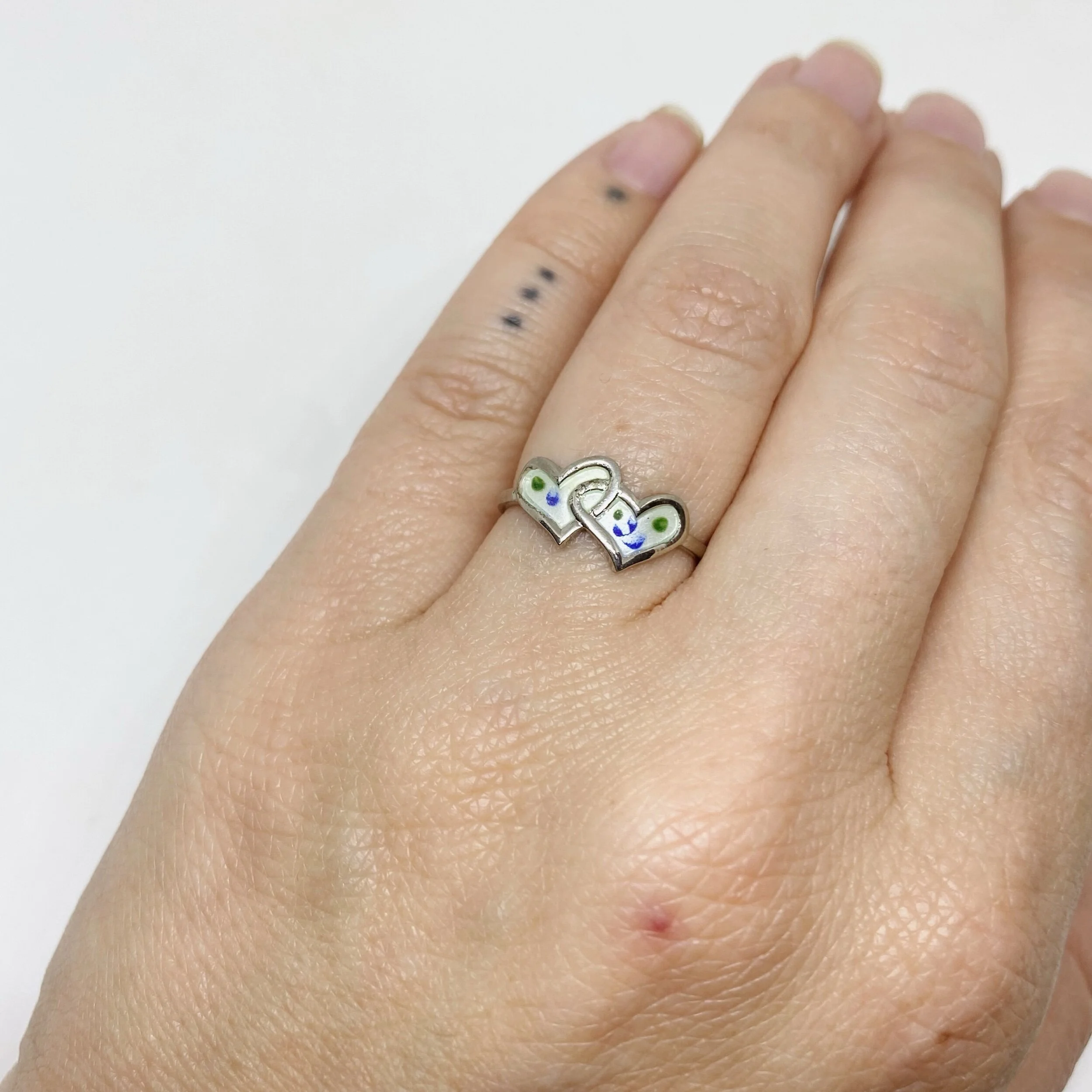 1F1890C3-CD11-4F82-84EC-CB84AA6AF049