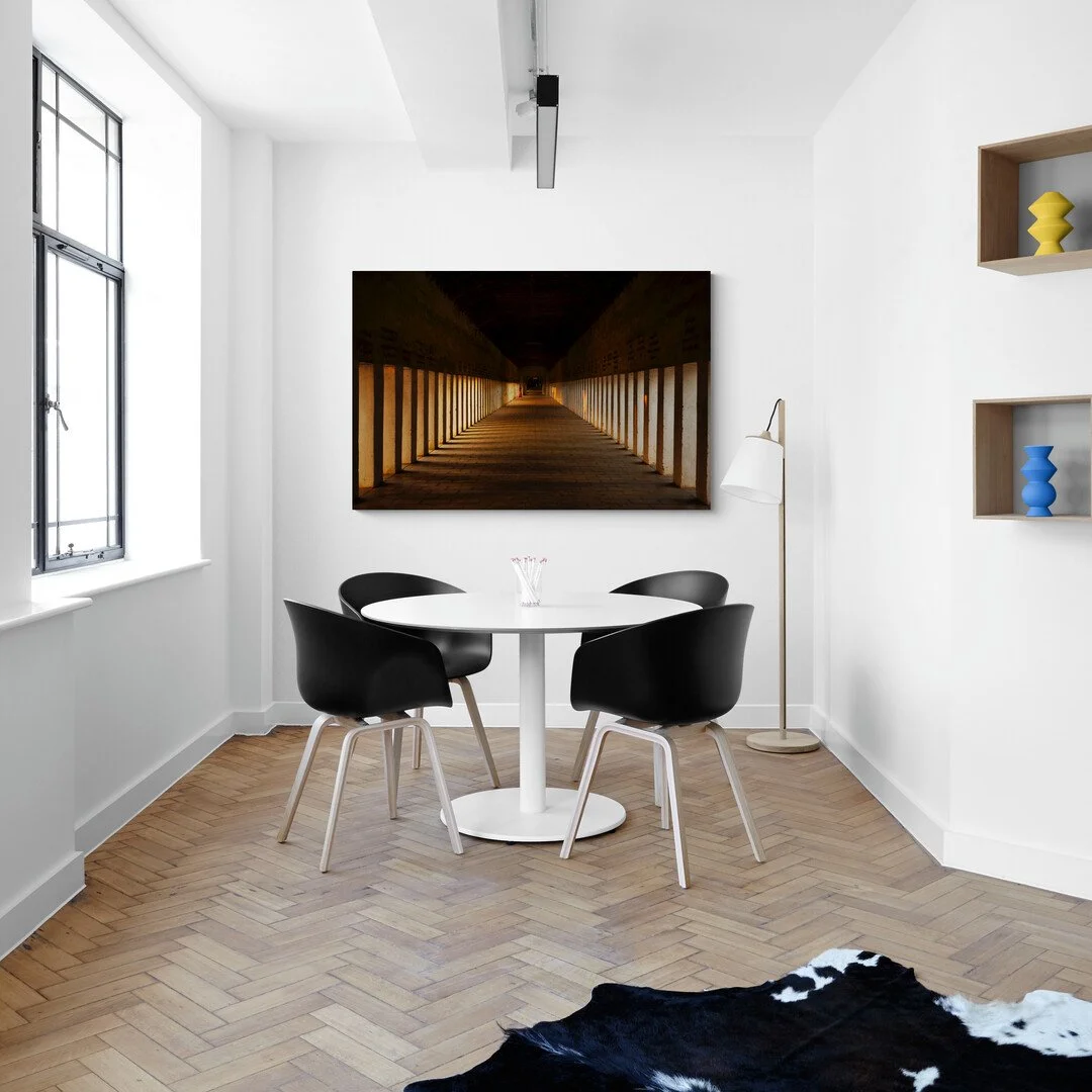 Creative_meeting_room.jpg