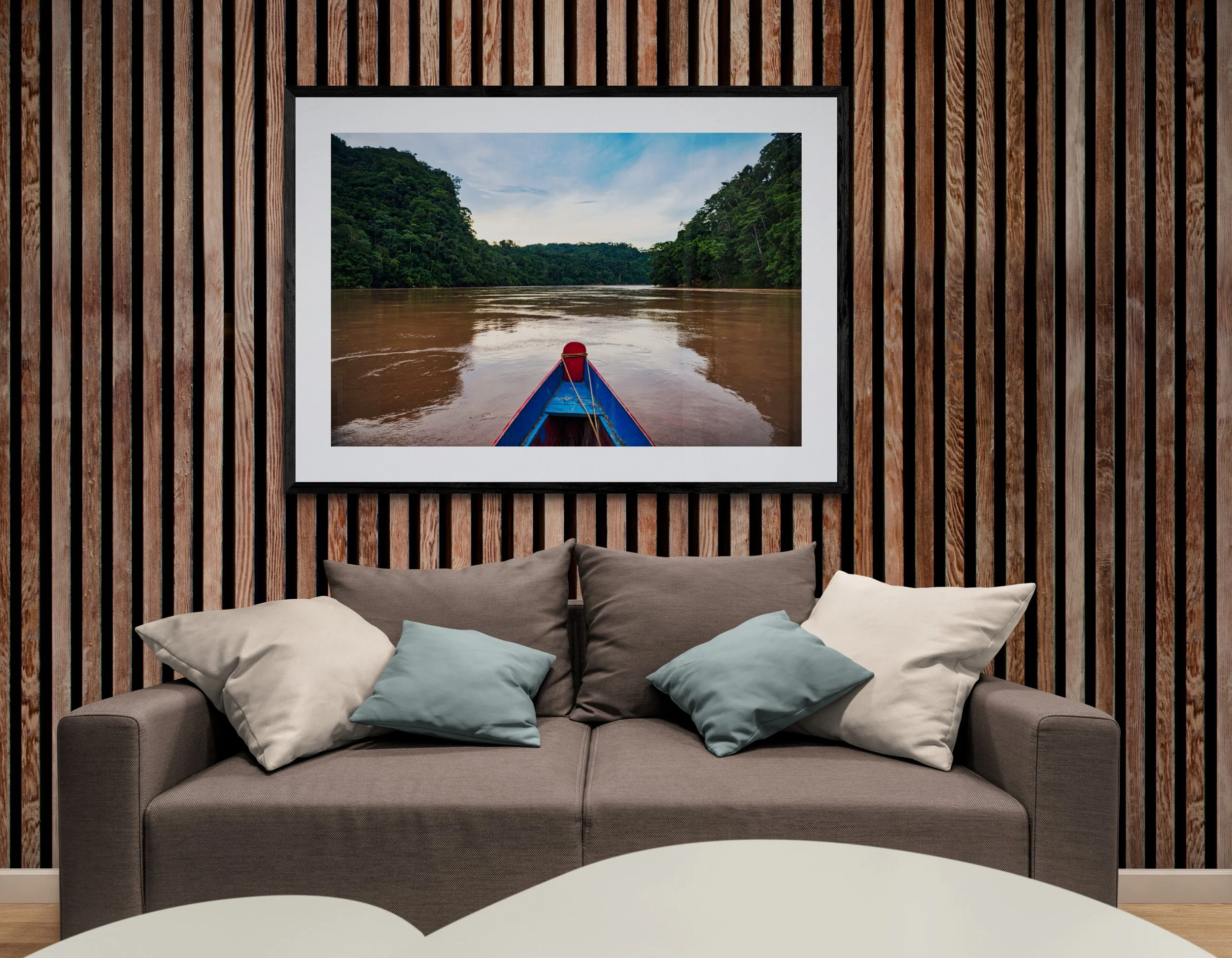 Relaxing_living_room_with_sofa_and_tables (1).jpg