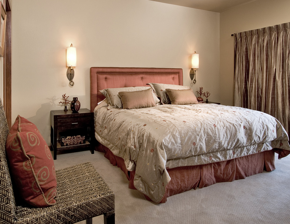 janet_treseder_interior_design_riverwalk_guest_bedroom.jpg