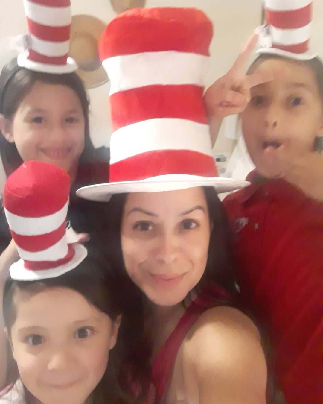 Happy Birthday, Dr. Seuss!
.
The girls have a fun week of activities at their schools and clearly, I'm here for it 😆📚🤓