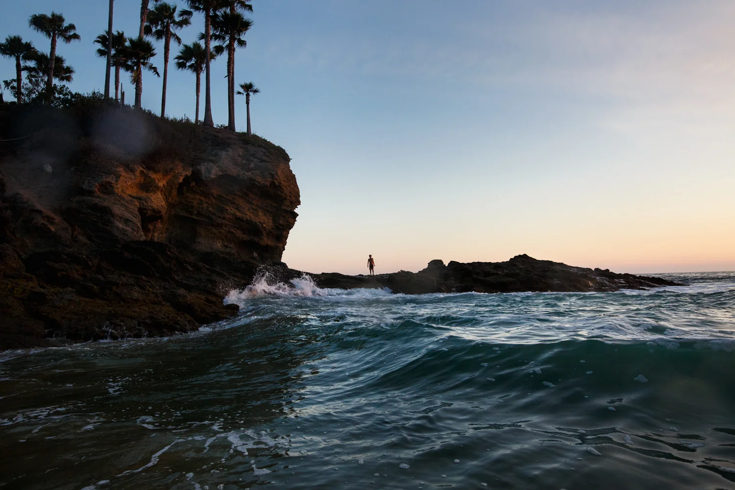 ArdelleNeubert_Ocean_LagunaBeach_Silhouette_Beautiful_Sunset.jpg