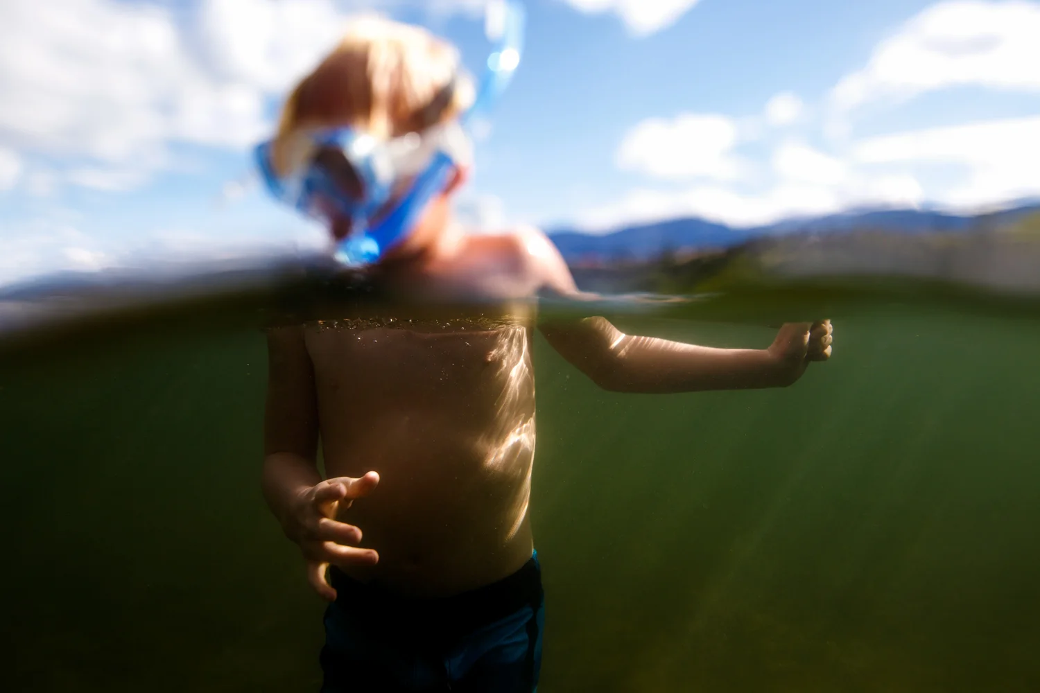 ArdelleNeubert_UnderwaterPhotography_Lake_Snorkeling_Child.jpg