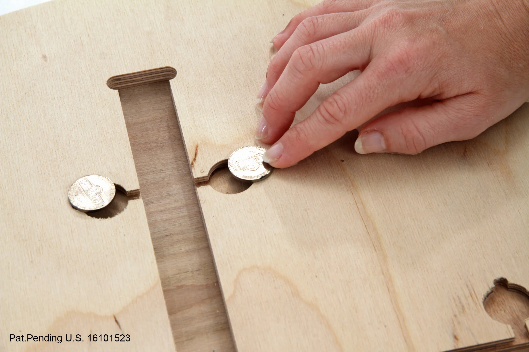 Our original design enables you to fasten pieces together using nickels. This feature allows you to easily disassemble and reassemble pieces as many times as you want- no tools required. Pat.Pending U.S. 16101523