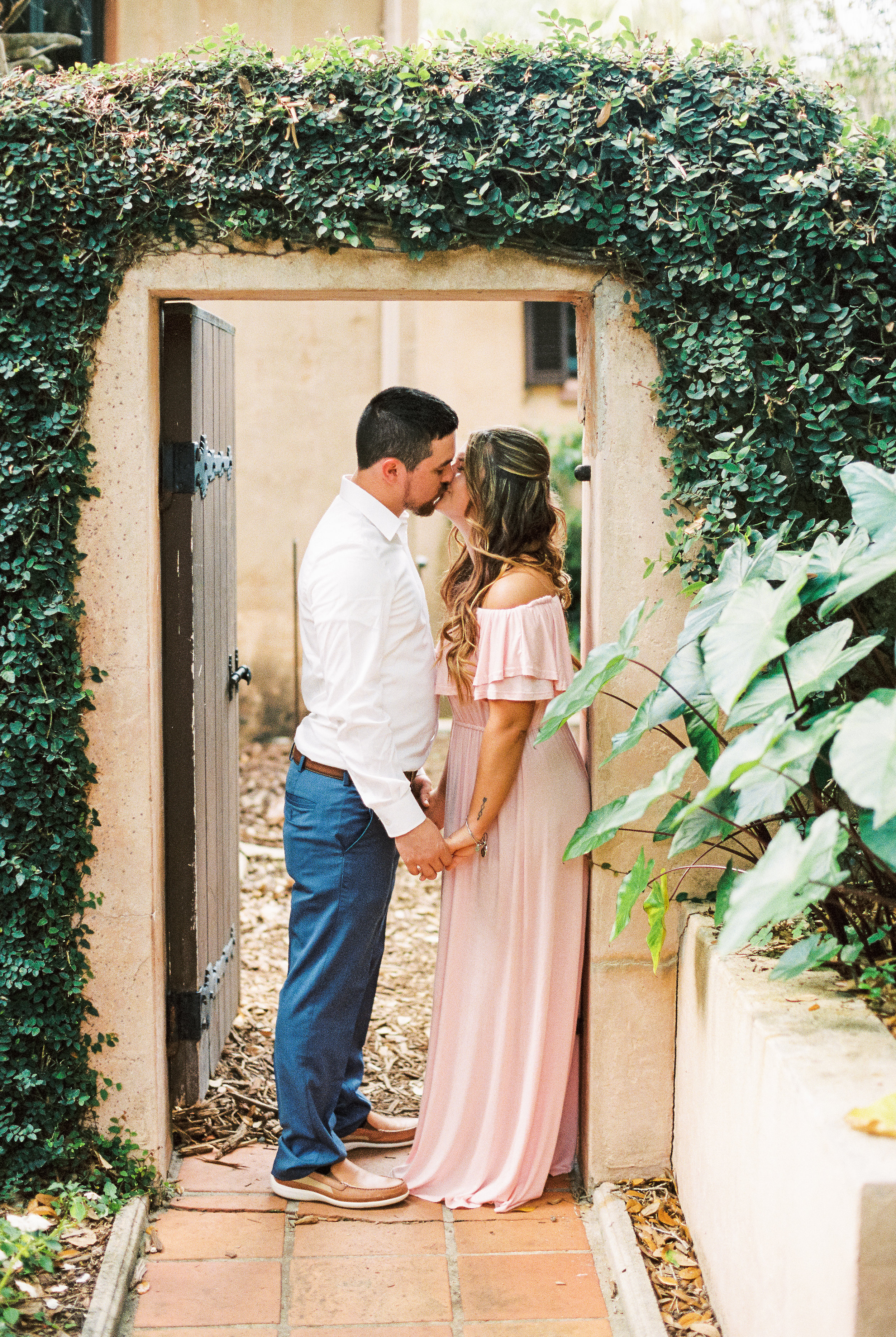 missy_stephen_film_bok_tower_engagement_2019_blog-35.jpg